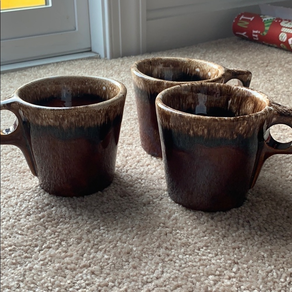 Hull pottery mugs
